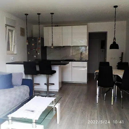 Apartment Marjan Rose *