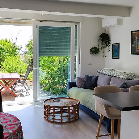 Apartament Marjan Rose